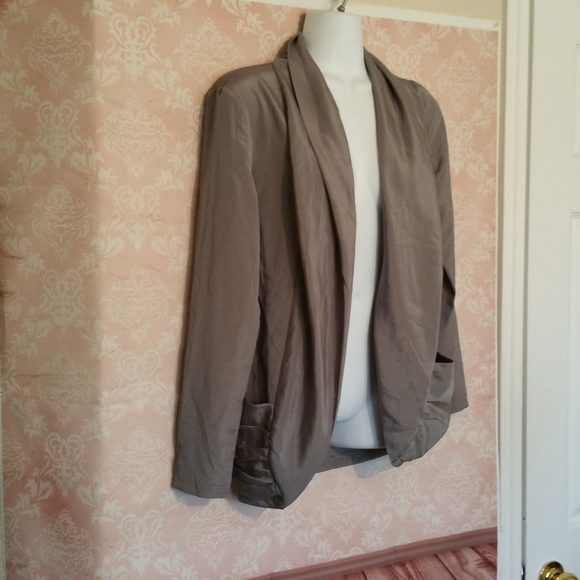 Charlotte Russe Women's Cardigan Open‎ Front Crepe - Picture 2 of 7